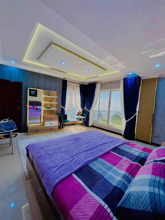 Luxury Master Bedroom Suite