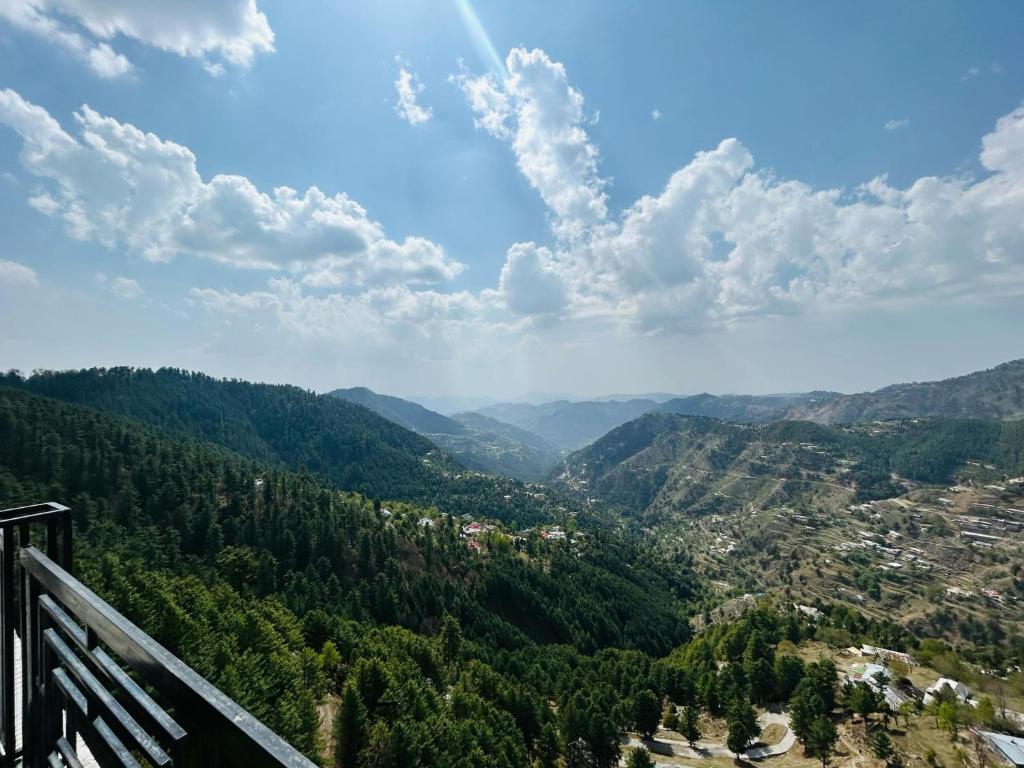 Scenic Sunset Terrace Deck